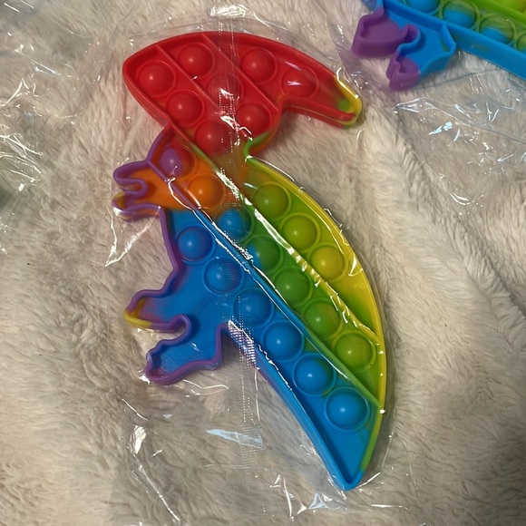 Dinosaur sensory pop it’s - Picture 6 of 9